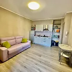 Cozy Close By The Aragones Castle Apartment