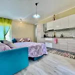 Apartment Cozy Close By The Aragones Castle Gioiosa Ionica