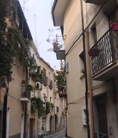 Daire Cozy Close By The Aragones Castle Gioiosa Ionica