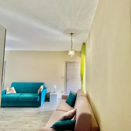 Appartamento Cozy Close By The Aragones Castle *