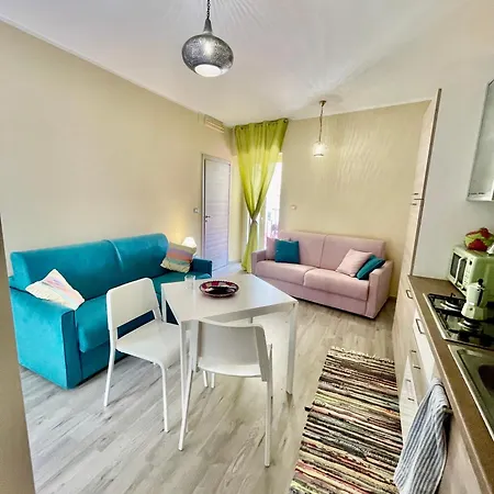 Cozy Close By The Aragones Castle Appartamento Gioiosa Ionica